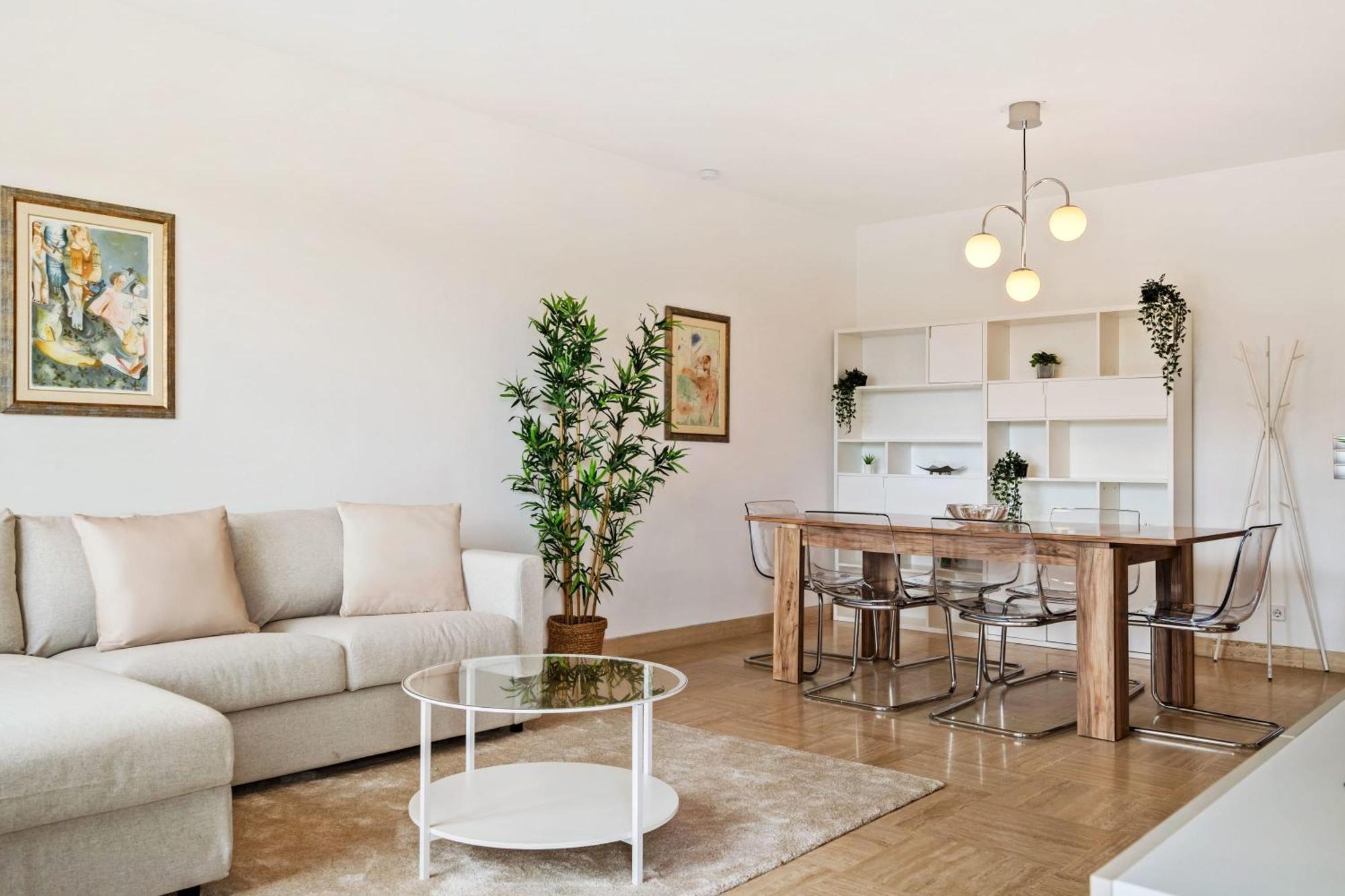 Stylish 2Br Apt In Limpertsberg, Near City Center Люксембург Экстерьер фото